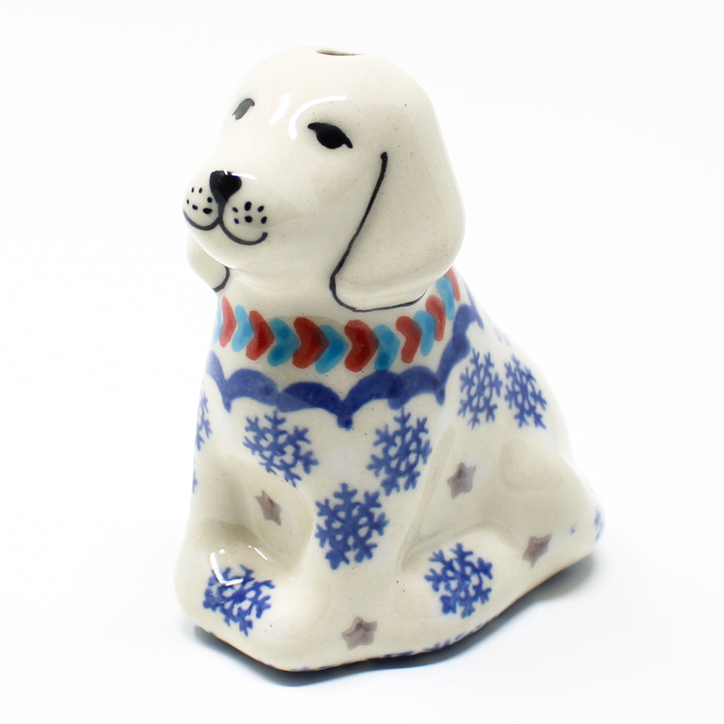 Dog-Ornament in Falling Snow