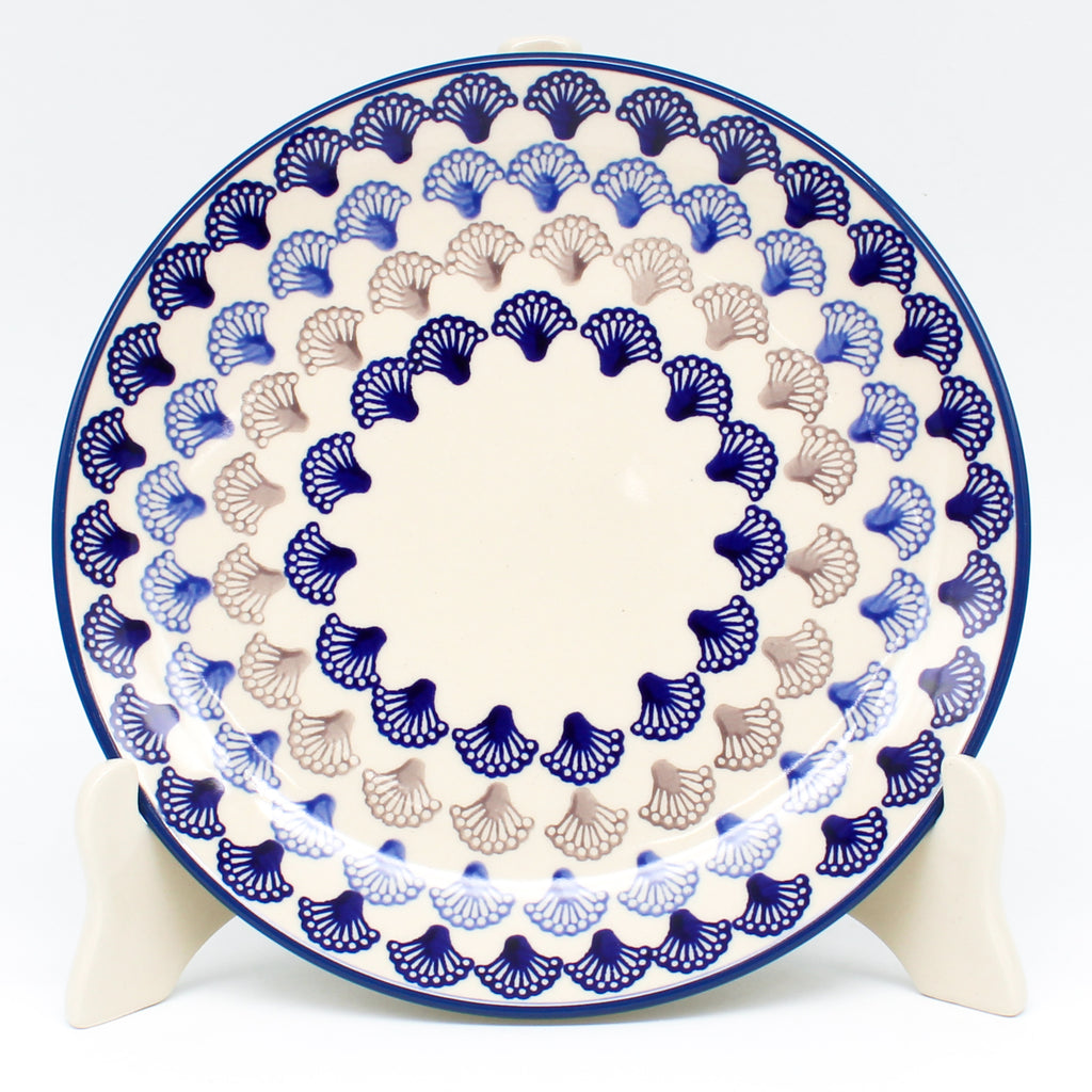 Luncheon Plate in Seashells